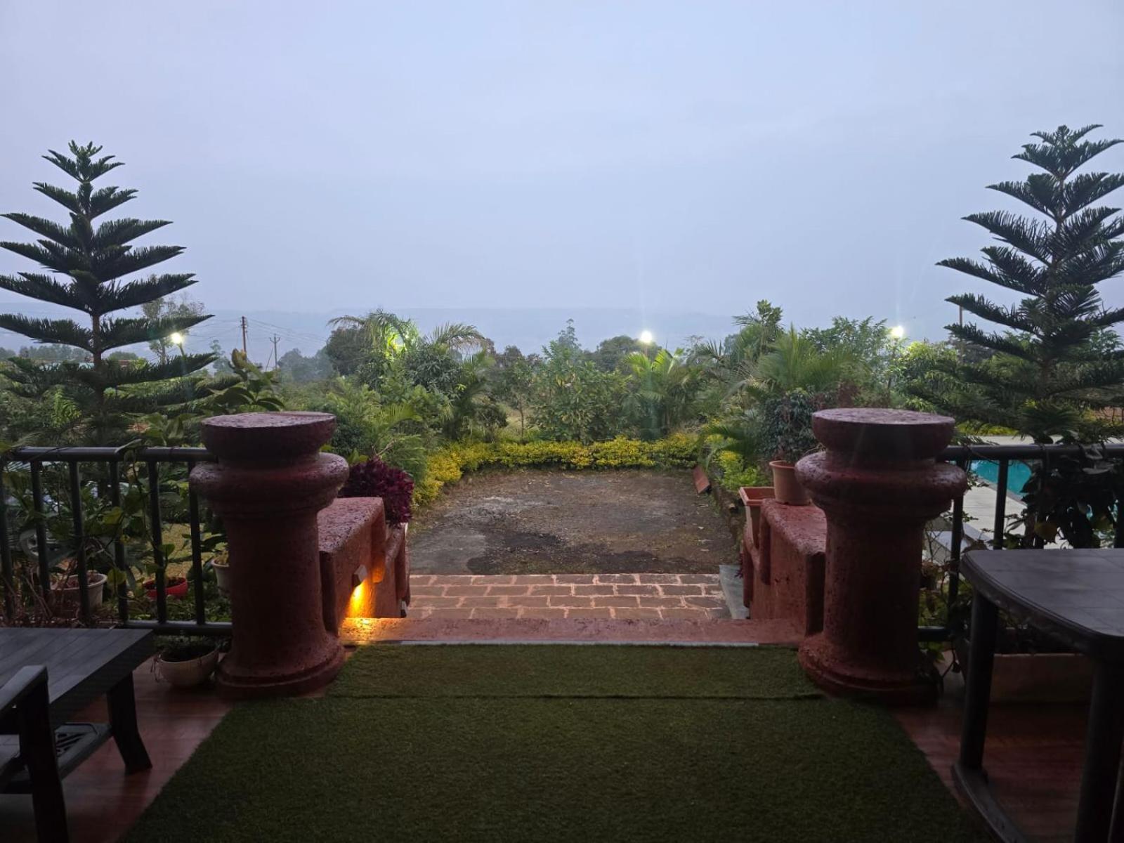 Stone Casa By Vgh 4Bhk Villa With Swimming Pool Mahābaleshwar Eksteriør billede