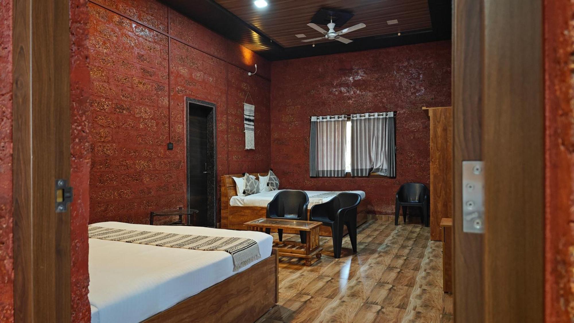 Stone Casa By Vgh 4Bhk Villa With Swimming Pool Mahābaleshwar Eksteriør billede